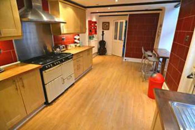  Image of 3 Bedroom Semi-Detached  For Sale at Cross Lane  Newton Le Willows, WA12 9QA