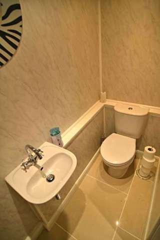  Image of 3 Bedroom Semi-Detached  For Sale at Cross Lane  Newton Le Willows, WA12 9QA