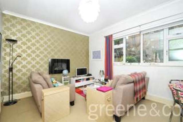  Image of 1 Bedroom Flat  For Sale at Crouch End London Crouch End, N8 9EG