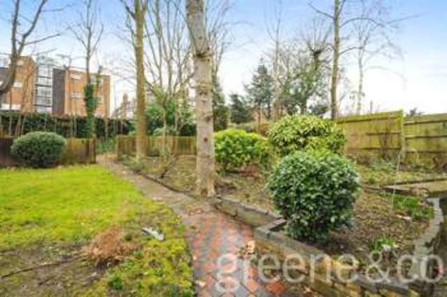  Image of 1 Bedroom Flat  For Sale at Crouch End London Crouch End, N8 9EG