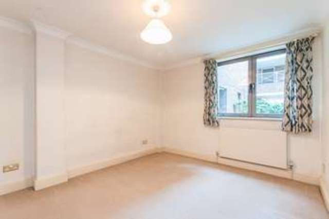  Image of 1 Bedroom Flat  For Sale at Docklands, E14 3BJ