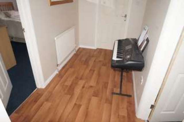  Image of 3 Bedroom Bungalow  For Sale at Curlew Close  Peterborough, PE7 1XQ