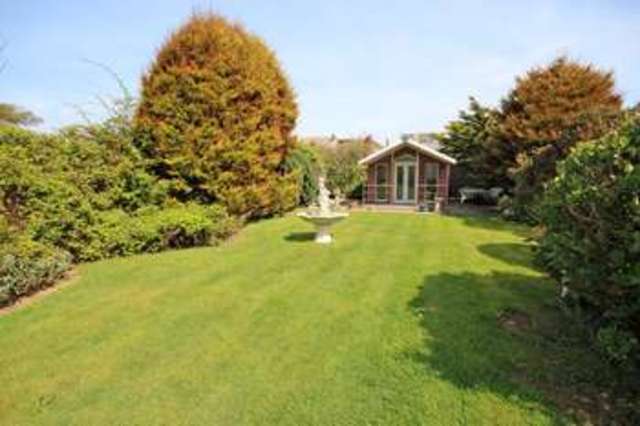  Image of 4 Bedroom Bungalow  For Sale at Dalmeny Road Southbourne Bournemouth, BH6 4BW