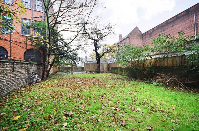  Image of 1 Bedroom Flat  For Sale at Dalston lane  Hackney, E8 1LA