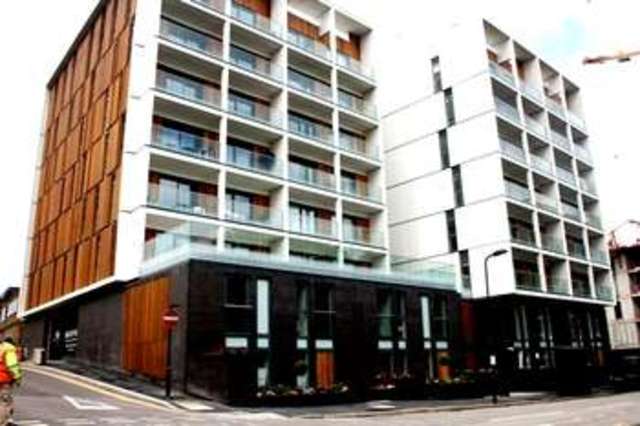  Image of 3 Bedroom Flat  For Sale at Dekker House  Dalston, E8 3FS