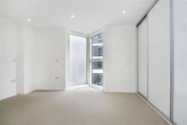  Image of 2 Bedroom Flat  For Sale at Pear Tree Street  London, EC1V 3AJ