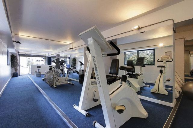  Image of 2 Bedroom Flat  For Sale at Daubeney Road  London, E5 0EW