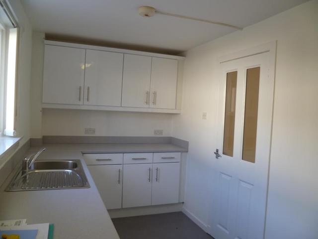  Image of 2 Bedroom Flat  To Rent at Cardenden Fife Fife, KY5 0JH