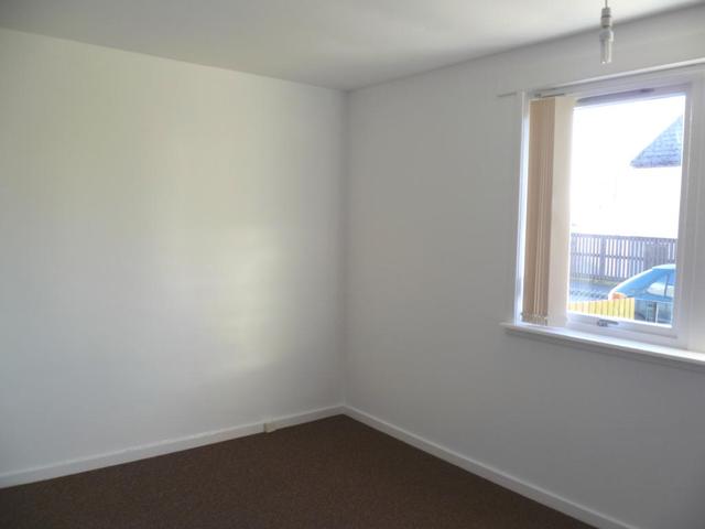  Image of 2 Bedroom Flat  To Rent at Cardenden Fife Fife, KY5 0JH