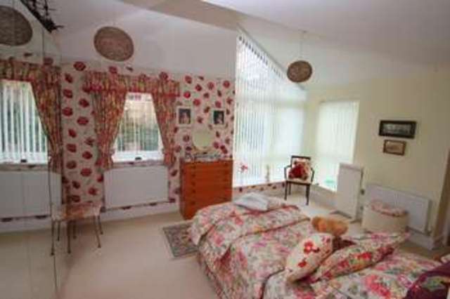  Image of 5 Bedroom Detached  For Sale at Derriford Plymouth Devon, PL6 5JL