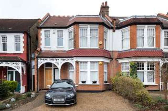  Image of 3 Bedroom Property  For Sale at Derwent Road London London, N13 4PY