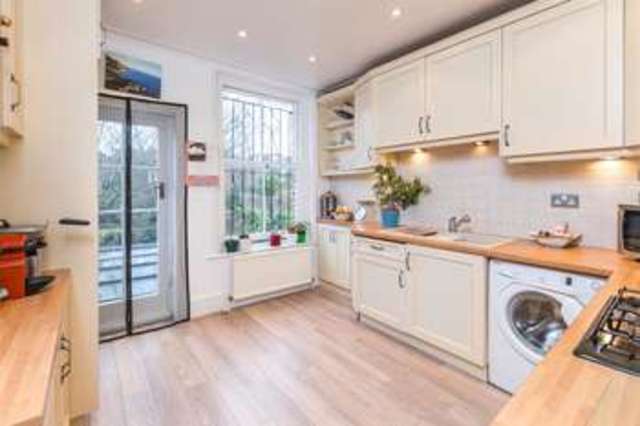  Image of 3 Bedroom Property  For Sale at Derwent Road London London, N13 4PY