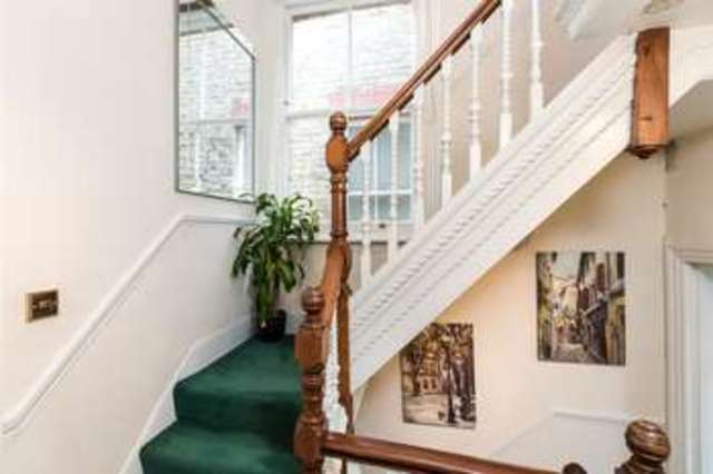  Image of 3 Bedroom Property  For Sale at Derwent Road London London, N13 4PY
