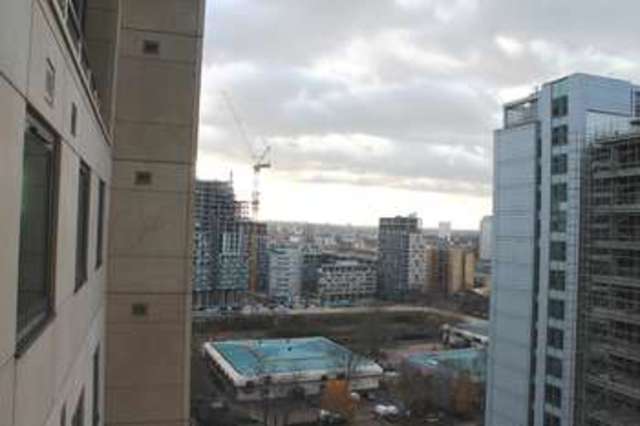  Image of 2 Bedroom Flat  To Rent at 3 South Quay Square  Docklands, E14 9RZ
