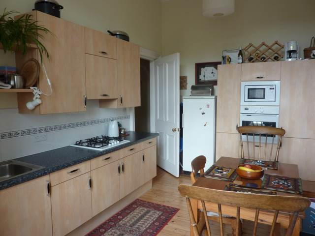  Image of 2 Bedroom Flat  To Rent at West End Edinburgh Edinburgh, EH3 7QJ