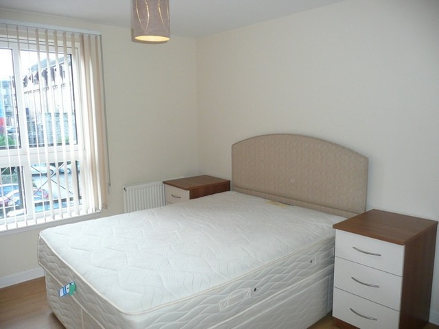  Image of 2 Bedroom Flat  To Rent at Leith Walk Edinburgh Edinburgh, EH7 4QR