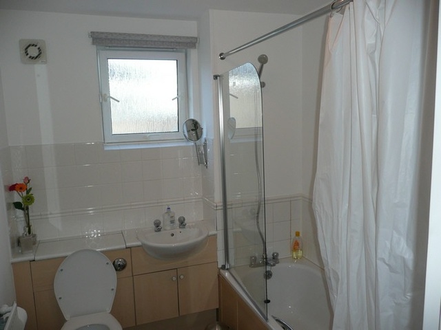  Image of 2 Bedroom Flat  To Rent at Leith Walk Edinburgh Edinburgh, EH7 4QR