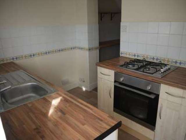  Image of 1 Bedroom Flat  To Rent at Salisbury Close  Eastleigh, SO50 9BN