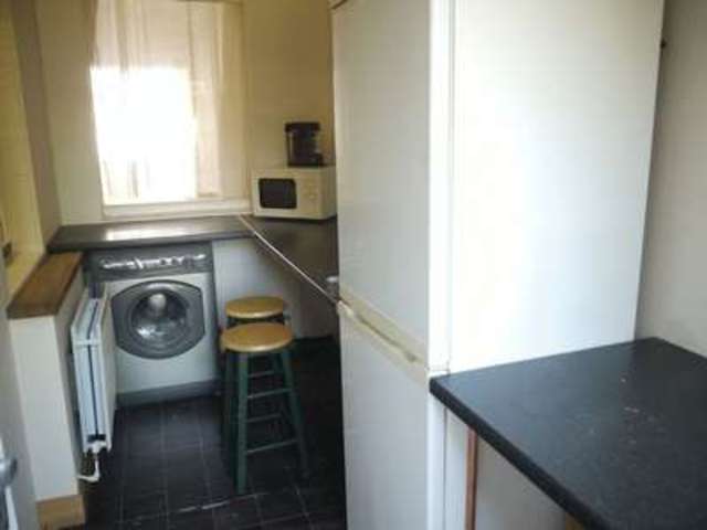  Image of 3 Bedroom Terraced  To Rent at Consort Road  Eastleigh, SO50 4JB