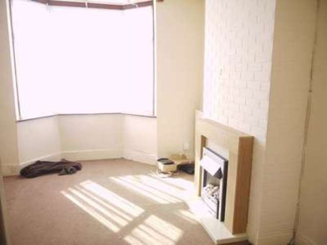  Image of 3 Bedroom Terraced  To Rent at Consort Road  Eastleigh, SO50 4JB
