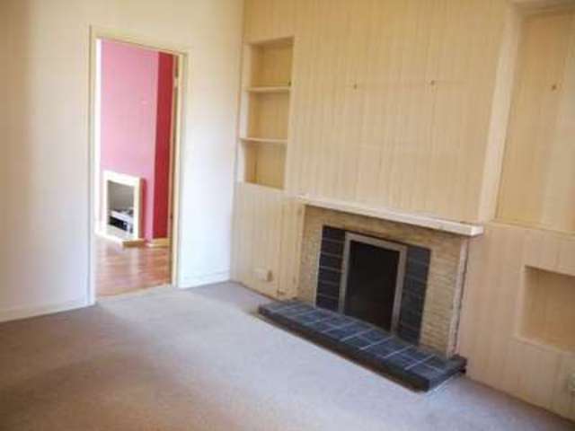  Image of 1 Bedroom Flat  To Rent at Desborough Road  Eastleigh, SO50 5NX