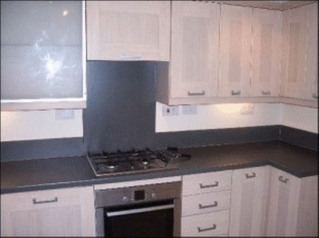  Image of 2 Bedroom Flat  To Rent at Loveridge Way  EASTLEIGH, SO50 9PW