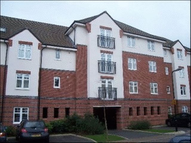  Image of 2 Bedroom Flat  To Rent at Loveridge Way  EASTLEIGH, SO50 9PW