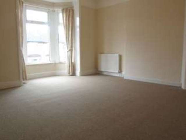  Image of 1 Bedroom Flat  To Rent at 6 Desborough Road  EASTLEIGH, SO50 5NX