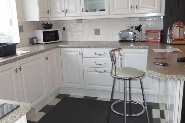  Image of 3 Bedroom Semi-Detached  To Rent at Edison Road  Welling, DA16 3NG