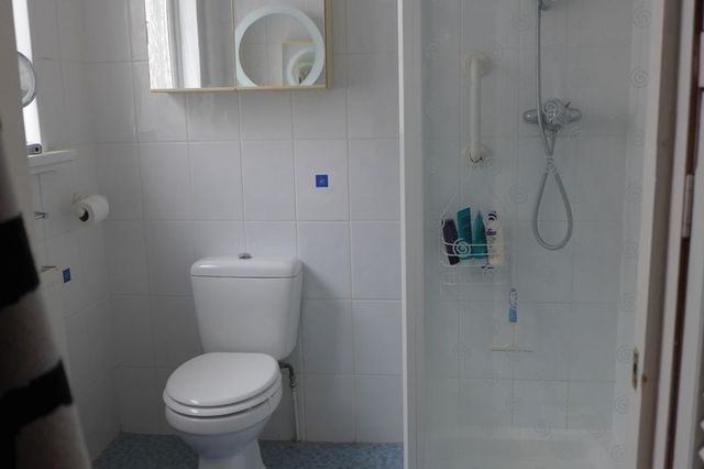  Image of 3 Bedroom Semi-Detached  To Rent at Edison Road  Welling, DA16 3NG