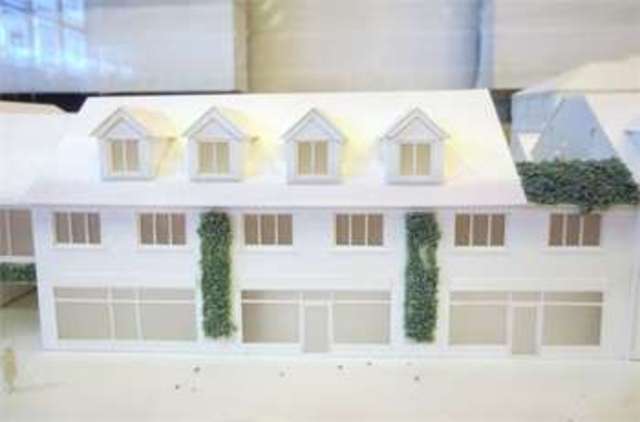  Image of 2 Bedroom Apartment  For Sale at Elmsleigh Drive Leigh on sea Leigh-on-Sea, SS9 3DN