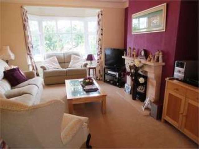  Image of 3 Bedroom Semi-Detached  For Sale at Elmsleigh Drive Leigh on sea Leigh-on-Sea, SS9 3DS