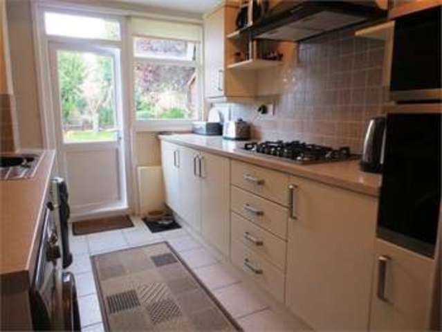  Image of 3 Bedroom Semi-Detached  For Sale at Elmsleigh Drive Leigh on sea Leigh-on-Sea, SS9 3DS