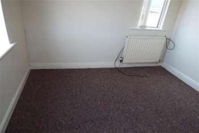  Image of 2 Bedroom Terraced  To Rent at Birkenhead, CH42 7HR