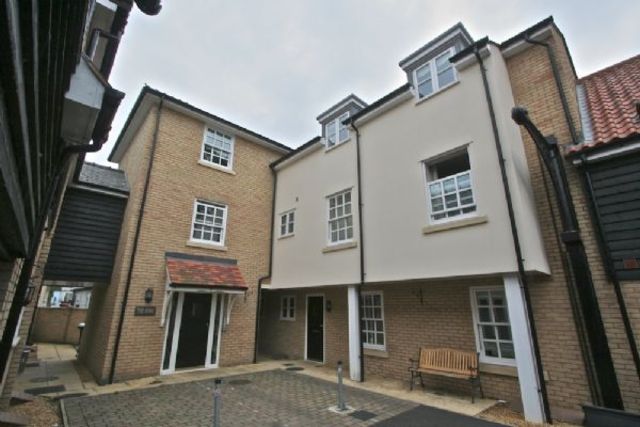  Image of 2 Bedroom Flat  To Rent at The Vineyards  Ely, CB7 4QG