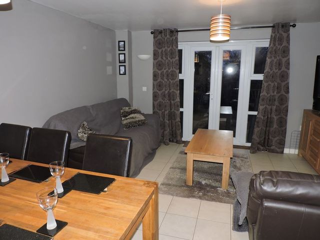  Image of 3 Bedroom Semi-Detached  For Sale at Englefield Way  Basingstoke, RG24 9SF