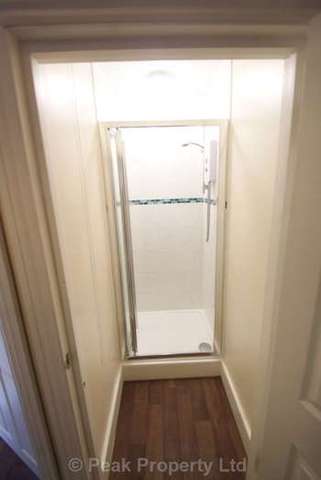  Image of 8 Bedroom House Share  To Rent at Park Street  Westcliff On Sea, SS0 7PA