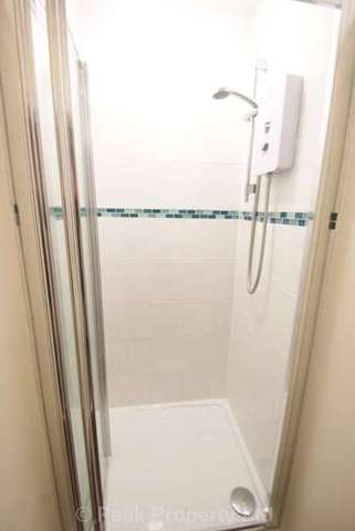  Image of 8 Bedroom House Share  To Rent at Park Street  Westcliff On Sea, SS0 7PA