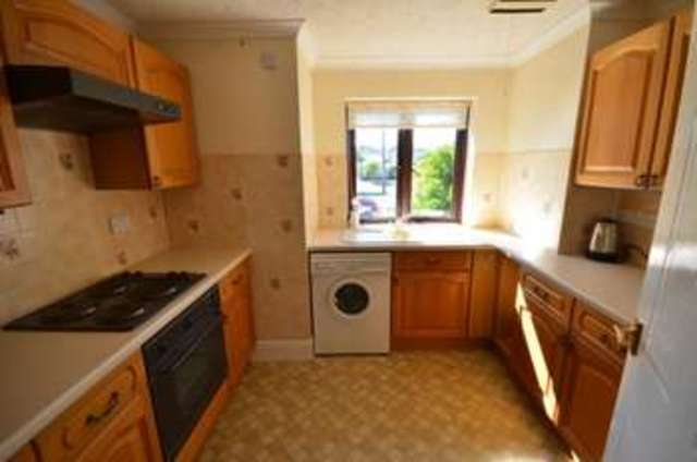  Image of 2 Bedroom Flat  For Sale at Exeter Road  Langdon House, EX7 0RX