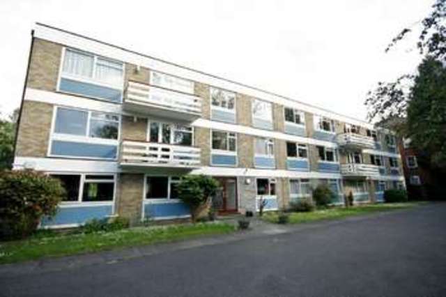  Image of 2 Bedroom Flat  For Sale at 33 Maxwell Road  Northwood, HA6 2YH