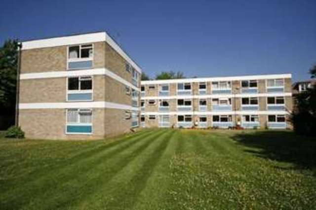  Image of 2 Bedroom Flat  For Sale at 33 Maxwell Road  Northwood, HA6 2YH