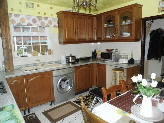  Image of 3 Bedroom Detached  For Sale at Fallow Field Blurton Stoke-On-Trent, ST3 3EJ