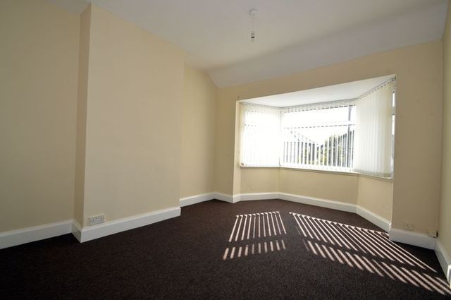  Image of 3 Bedroom Semi-Detached  For Sale at Farrington Road  Birmingham, B23 7HT
