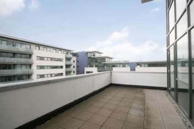  Image of 2 Bedroom Flat  For Sale at 1 Albert Basin Way  Royal Docks, E16 2QN