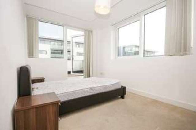  Image of 2 Bedroom Flat  For Sale at 1 Albert Basin Way  Royal Docks, E16 2QN