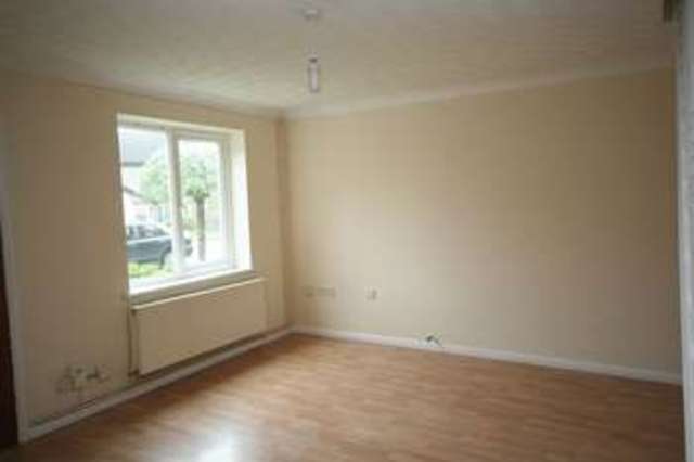  Image of 3 Bedroom Semi-Detached  To Rent at Felton Way  Ely, CB6 1EB