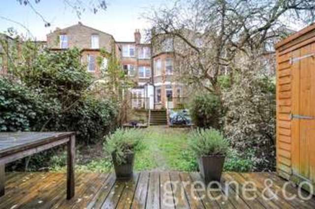  Image of 2 Bedroom Flat  For Sale at Crouch End  Hornsey, N8 9SE
