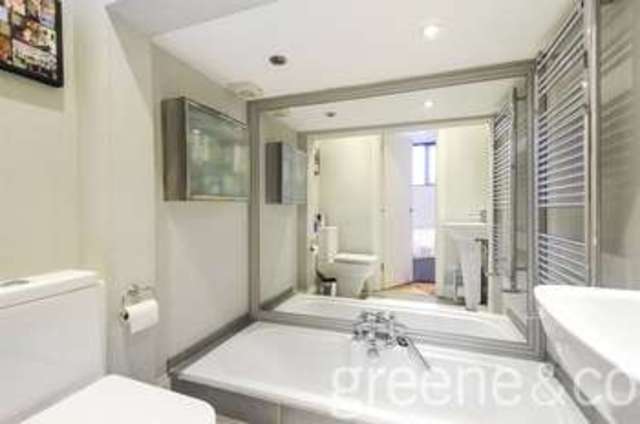  Image of 2 Bedroom Flat  For Sale at Crouch End  Hornsey, N8 9SE