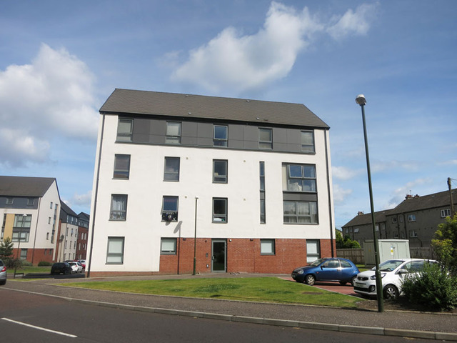  Image of 2 Bedroom Flat  To Rent at Silverknowes Edinburgh Edinburgh, EH4 4GJ