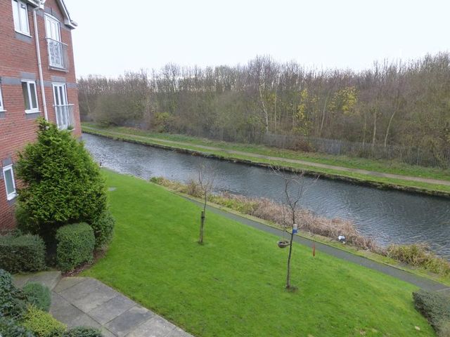 Image of 2 Bedroom Flat  For Sale at Field Lane Litherland Liverpool, L21 9QE